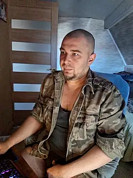 Foxyshaved online show from 21, 4, 2026