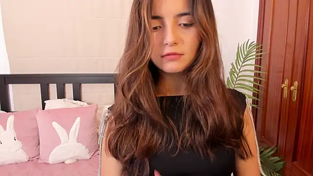 Raychell Black online show from 9, 2, 2025