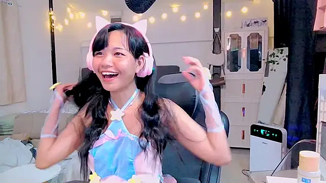 Kana G online show from 14, 2, 2025