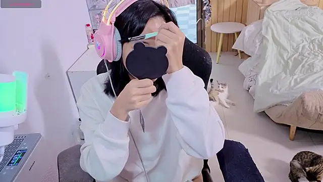 Kana G online show from 20, 11, 2025