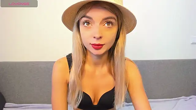  ellen meow  online show from 22, 3, 2025