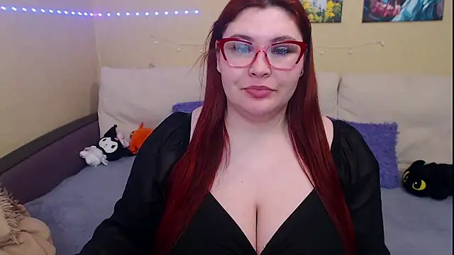 JuliaKeln online show from 19, 2, 2025