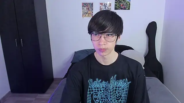 Aventure Twinks online show from 12, 2, 2025