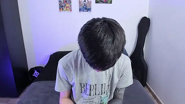 Aventure Twinks online show from 3, 10, 2025