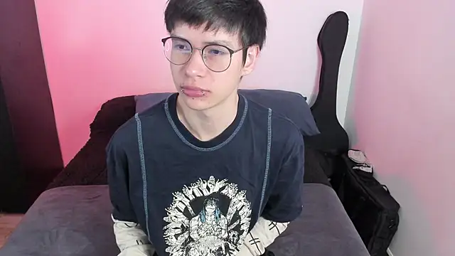 Aventure Twinks online show from 13, 1, 2026