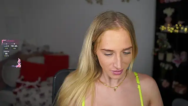 Snapshot of Nicolette__Shea_ chatting on 5, 1, 2025 Nicolette Shea online show from 5, 1, 2025