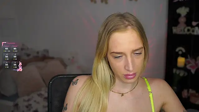 Snapshot of Nicolette__Shea_ chatting on 15, 1, 2025 Nicolette Shea online show from 15, 1, 2025
