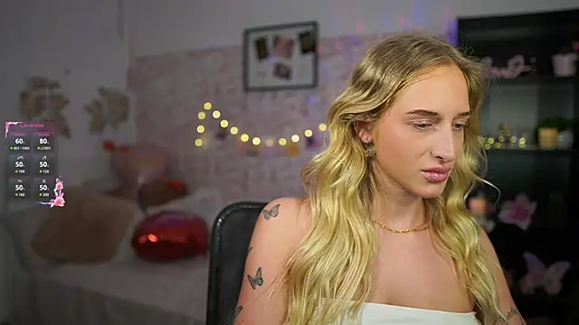 Snapshot of Nicolette__Shea_ chatting on 16, 2, 2025 Nicolette Shea online show from 16, 2, 2025
