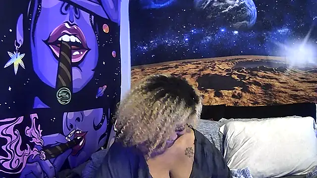 Snapshot of AutumnHart chatting on 10, 12, 2024 AutumnHart online show from 10, 12, 2024