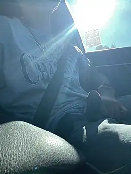 RoodoggXL online show from 12, 1, 2025