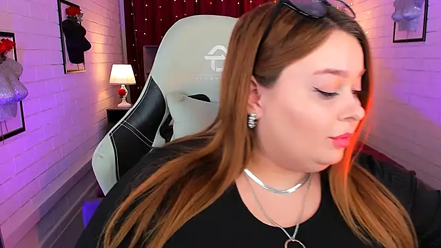 KimberlyMaran online show from 12, 3, 2025