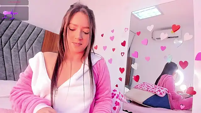 Hilary Smile  online show from 9, 3, 2025