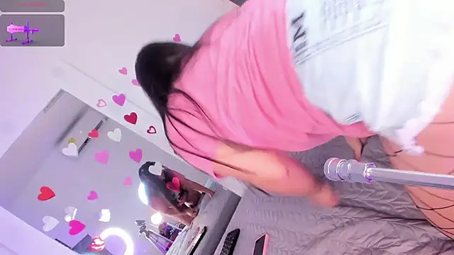 Hilary Smile  online show from 16, 3, 2025