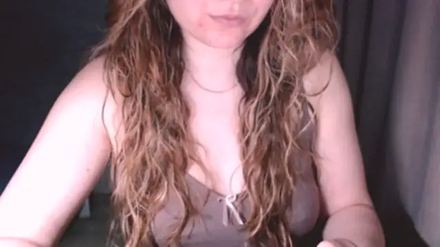 Snapshot of fiona_cute_2 chatting on 4, 5, 2026 fiona cute 2 online show from 4, 5, 2026