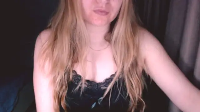 Snapshot of fiona_cute_2 chatting on 10, 5, 2026 fiona cute 2 online show from 10, 5, 2026