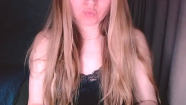 Snapshot of fiona_cute_2 chatting on 11, 5, 2026 fiona cute 2 online show from 11, 5, 2026