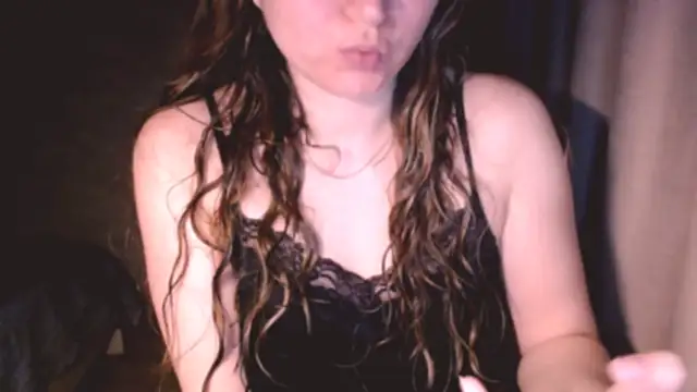 Snapshot of fiona_cute_2 chatting on 25, 5, 2026 fiona cute 2 online show from 25, 5, 2026