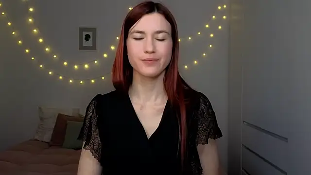 AliciaNewell online show from 25, 4, 2026