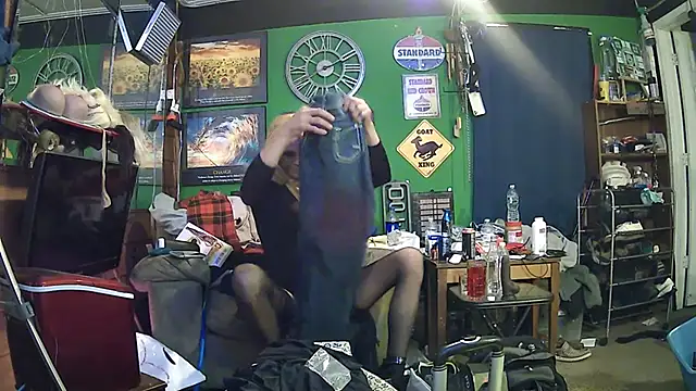 Brooke-lynn online show from 2, 2, 2025