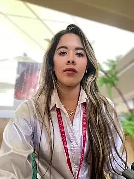 Emilia Bakerr online show from 16, 12, 2024