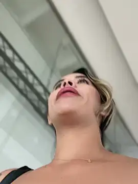 Emilia Bakerr online show from 19, 2, 2025