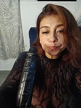 Snapshot of MrsFoucher chatting on 10, 5, 2026 MrsFoucher online show from 10, 5, 2026