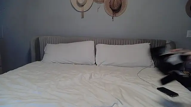 Snapshot of cumoncandy69 chatting on 10, 11, 2025 cumoncandy69 online show from 10, 11, 2025