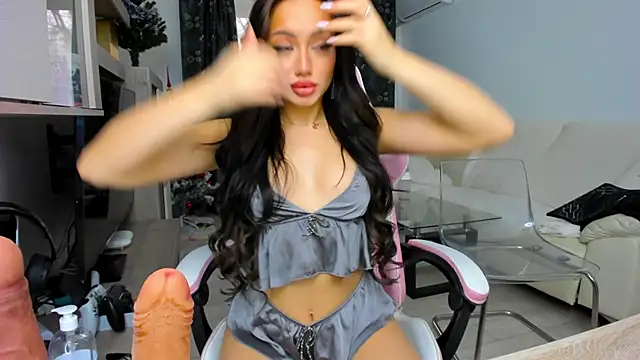 KaylaLaine online show from 5, 2, 2025