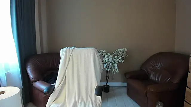 KaylaLaine online show from 14, 2, 2026