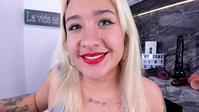 miss danika online show from 13, 1, 2025