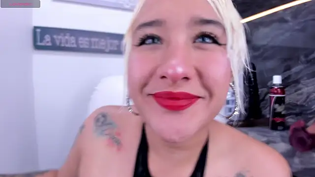 miss danika online show from 22, 1, 2025