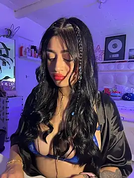 lucianaroy online show from 8, 4, 2026