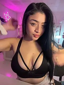 lucianaroy online show from 23, 4, 2026