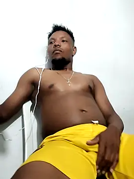 Snapshot of hugo3918_ chatting on 29, 9, 2025 hugo3918 online show from 29, 9, 2025