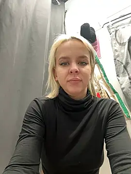 LikaCat online show from 8, 1, 2025