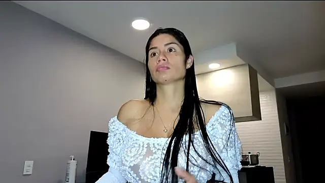 Alondra fetish online show from 20, 6, 2026