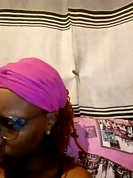 khanyaTheeLyt online show from 7, 11, 2025