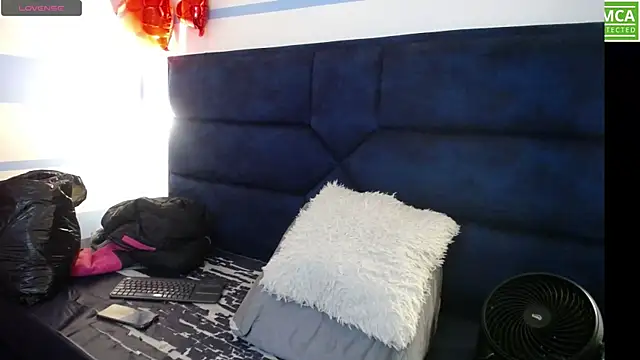 Natasha 699 online show from 27, 2, 2025