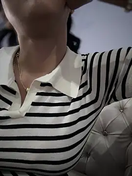 Snapshot of MarianaBenz chatting on 30, 1, 2025 MarianaBenz online show from 30, 1, 2025