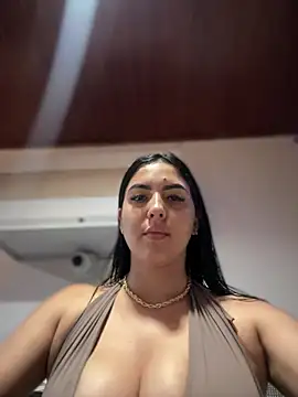 Snapshot of MarianaBenz chatting on 9, 1, 2026 MarianaBenz online show from 9, 1, 2026