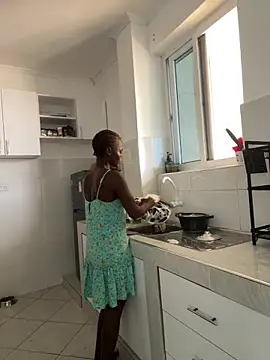 petiteebony 81 online show from 16, 2, 2026