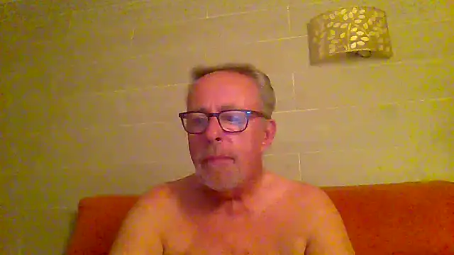 tuggy59 online show from 9, 6, 2026