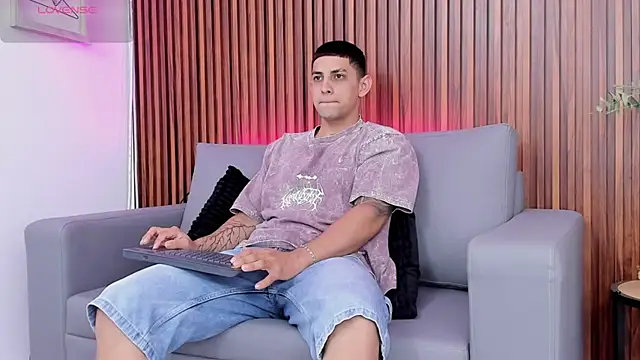 Alex cute77 online show from 19, 3, 2026