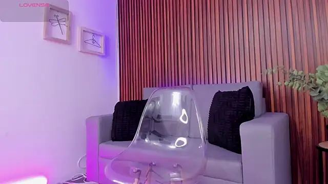 Alex cute77 online show from 14, 4, 2026