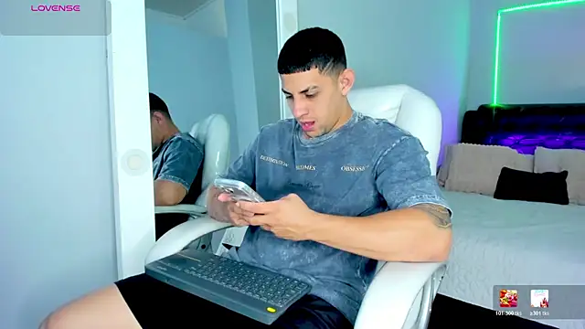 Alex cute77 online show from 22, 7, 2026