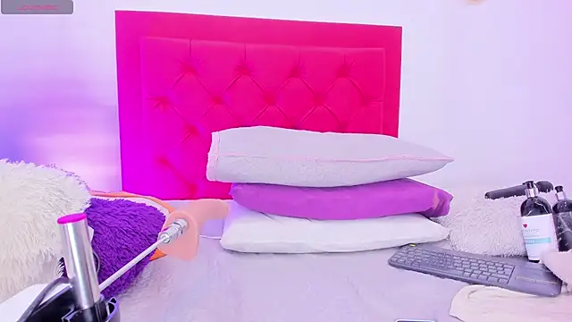 Sofia Girl  online show from 31, 1, 2025