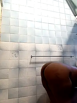 Snapshot of Real1SweetQueen chatting on 18, 2, 2025 Real1SweetQueen online show from 18, 2, 2025