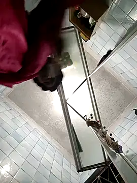 Snapshot of Real1SweetQueen chatting on 18, 2, 2025 Real1SweetQueen online show from 18, 2, 2025