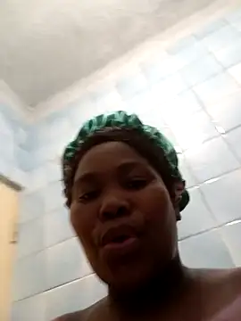 Snapshot of Real1SweetQueen chatting on 22, 2, 2025 Real1SweetQueen online show from 22, 2, 2025