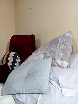 Snapshot of Real1SweetQueen chatting on 16, 3, 2025 Real1SweetQueen online show from 16, 3, 2025